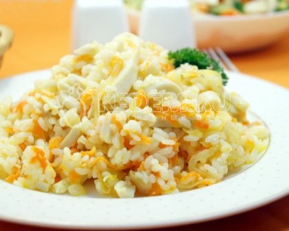 Рис с кальмарами