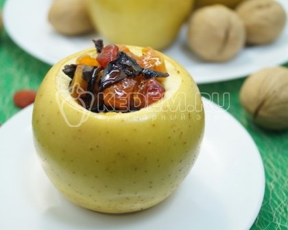 Яблоки запеченные в духовке