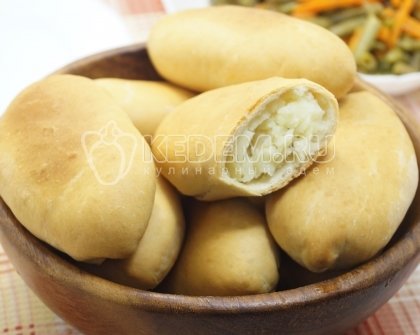 Постные пирожки с картошкой в духовке